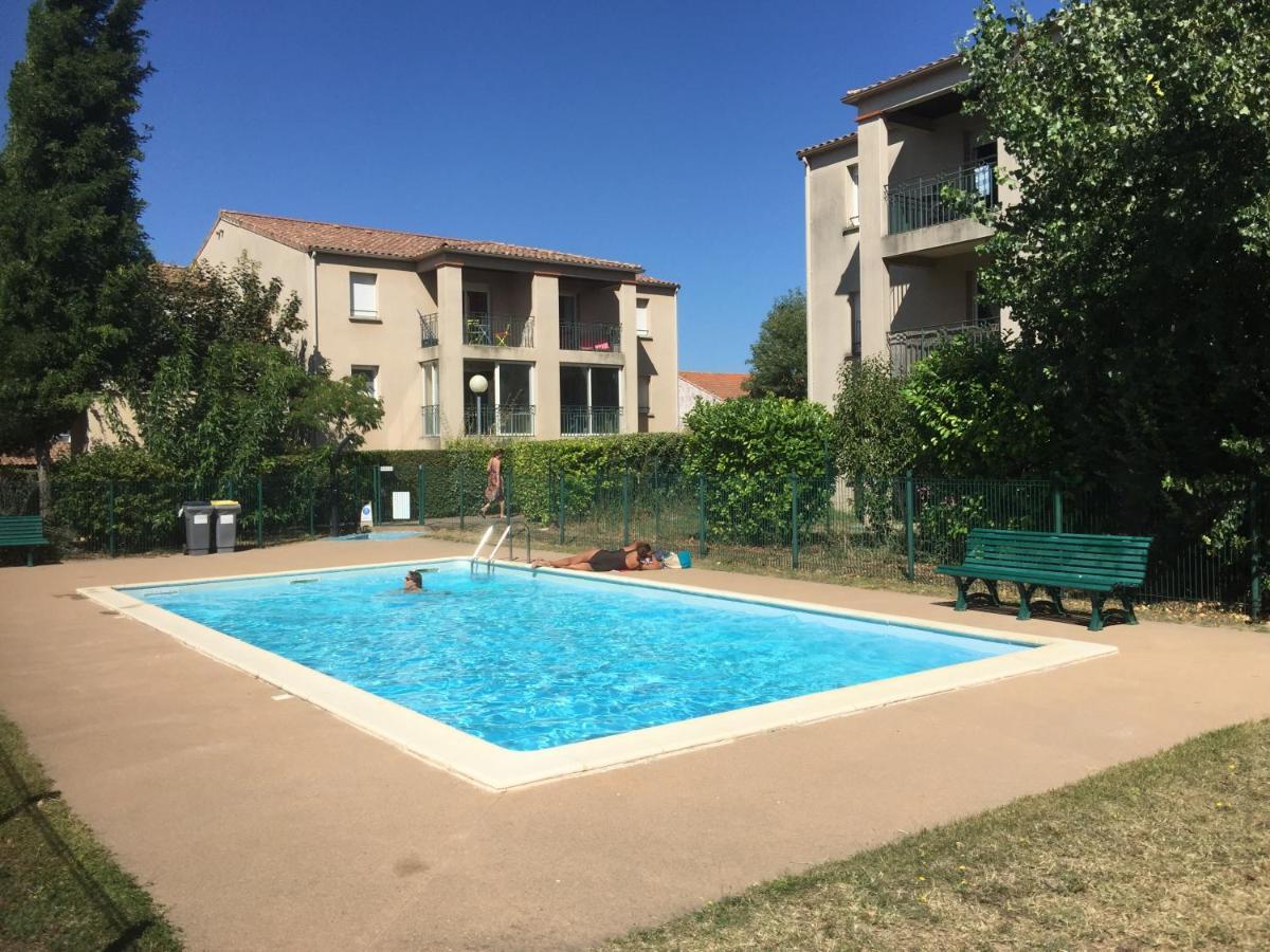 Les Iris Apartment Carcassonne Bagian luar foto